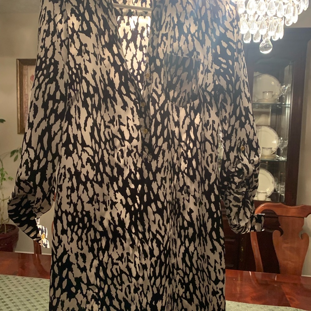 Limited leopard shirt dress